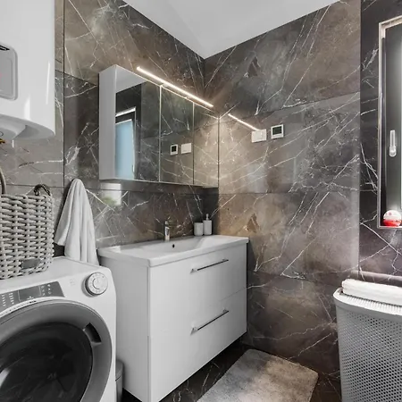 Grivicic A Apartment Porec