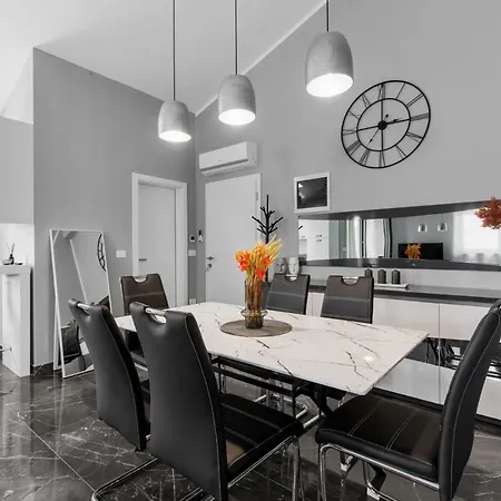 Apartment Grivicic A
